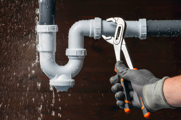 Professional Leak Detection technician working in Brecksville, OH
